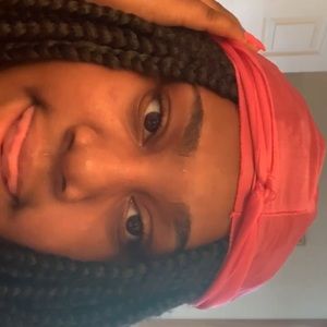 Meet your Posher, Ajayla